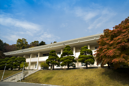 한국학중앙연구원 운중관